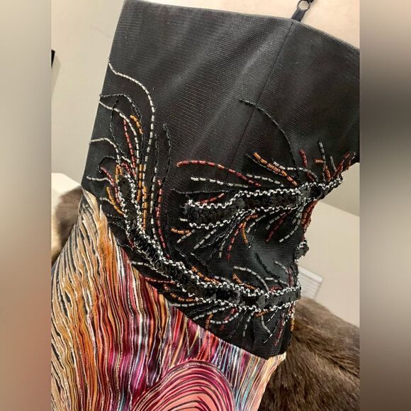 Stunning Silk Jacquard Floral Sleeveless Evening Dress with Exquisite Beading - Picture 12 of 16